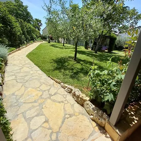 Fiore アパート *